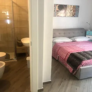 Bed & Breakfast Tom & Jerry, Pisa
