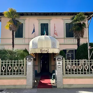Primavera Hotel