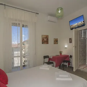 Panzió Aliante, Pisa